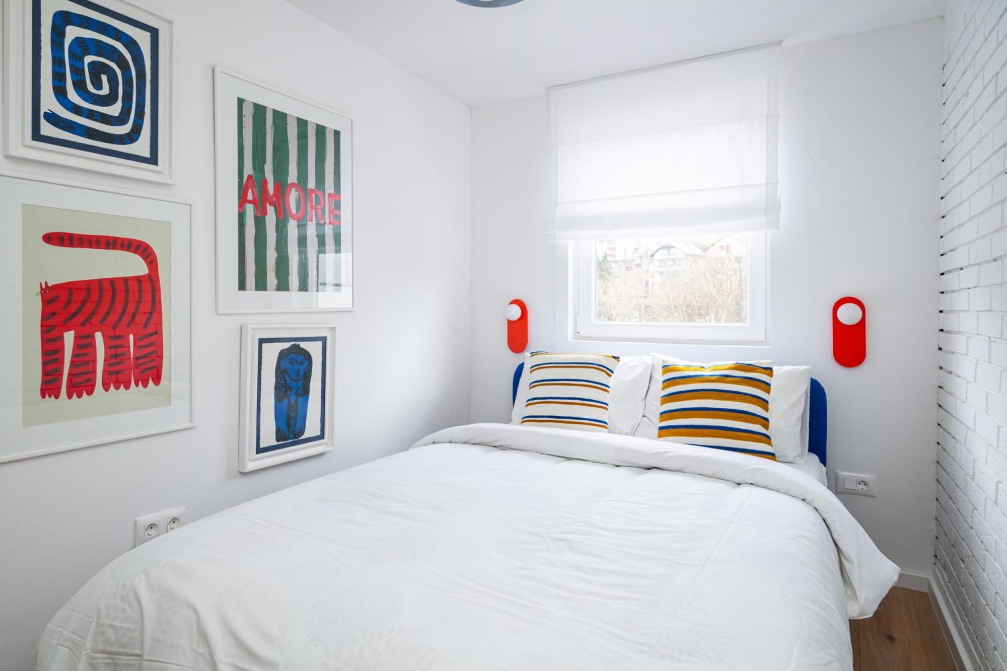 Apartment Colorful 3-bedroom *