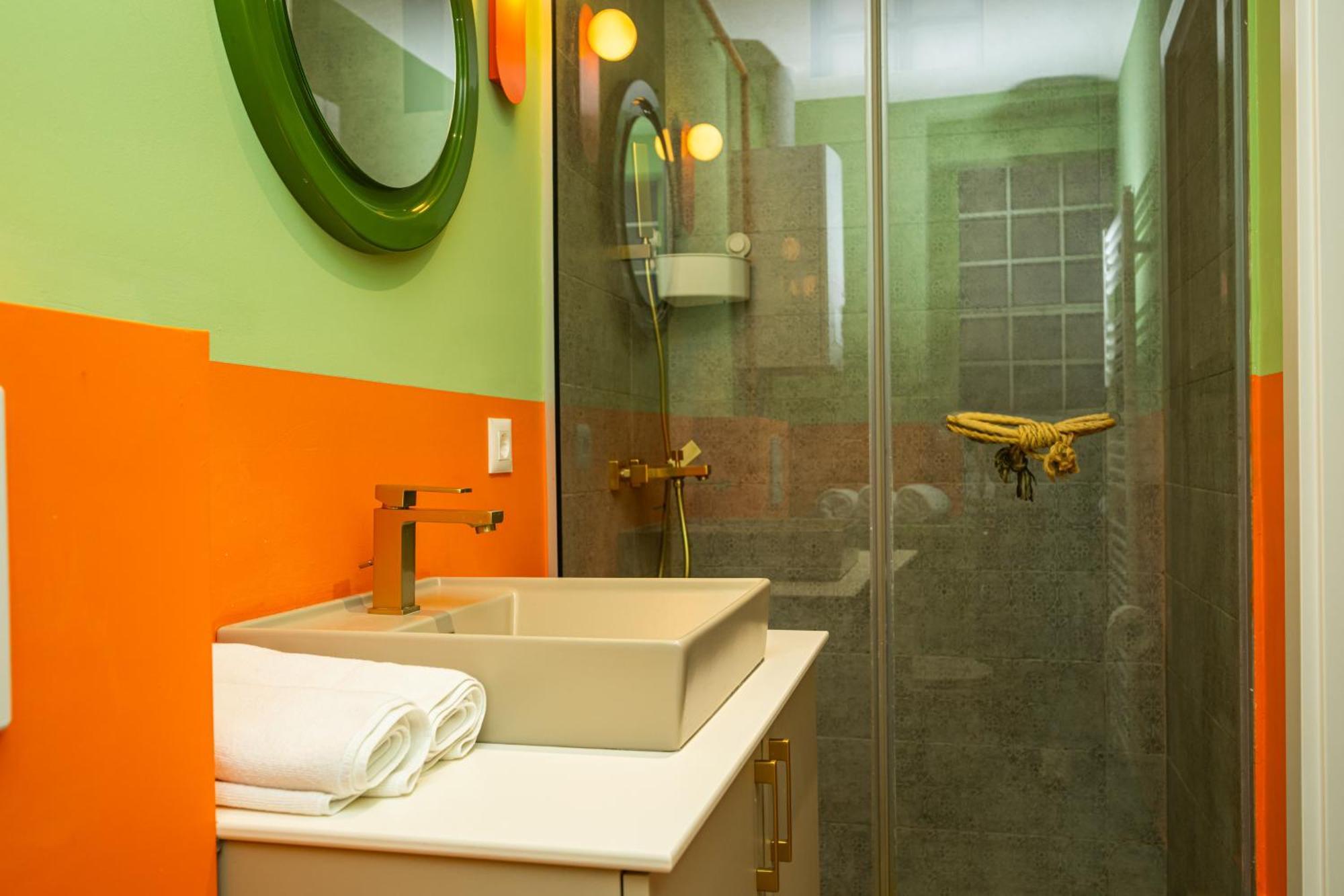 Colorful 3-bedroom